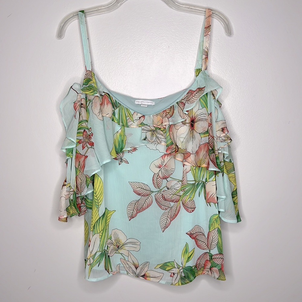 New York & Company Floral Ruffle Blouse - Light Blue Size Large Great Condition